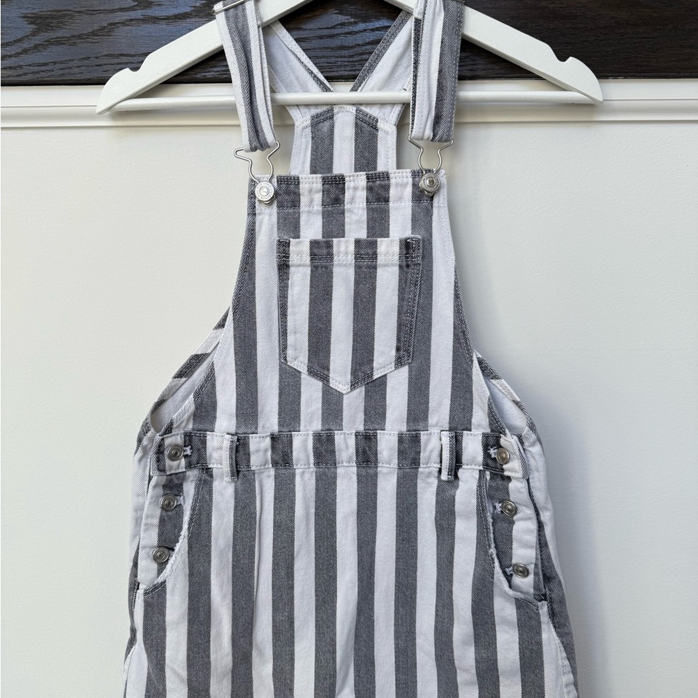 Zara kid’s Striped Gray Overalls